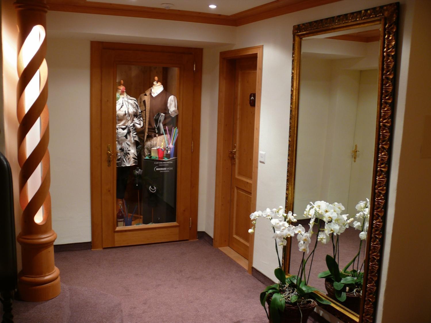 Sonnegg Hotel Zweisimmen Extérieur photo