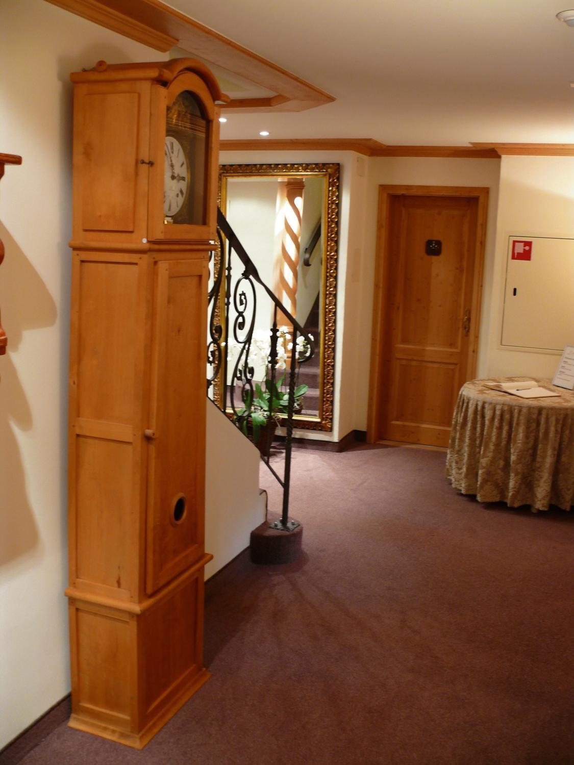 Sonnegg Hotel Zweisimmen Extérieur photo