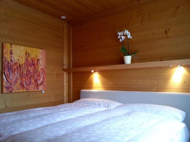 Sonnegg Hotel Zweisimmen Extérieur photo